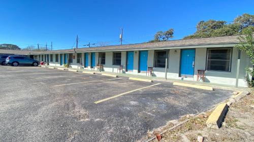 Aransas Pass Hotel | Tropic Motel