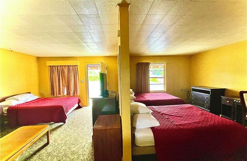 Aransas Pass Hotel | Tropic Motel