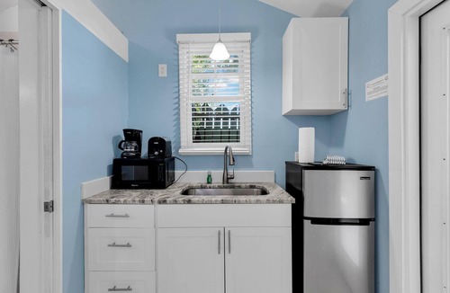 Marathon Cottage | Tropical Cottages