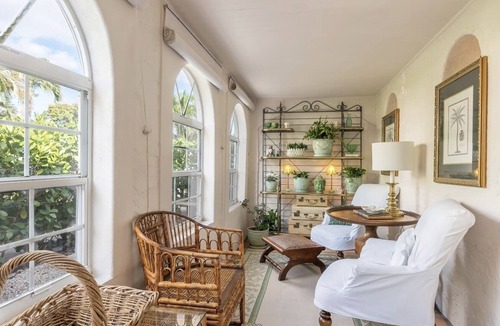 Southside House | Tropical Designer House in the Heart of Antique Row WPBn5 min to the beach