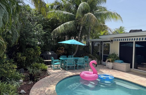 Deerfield Beach House | Tropical dream heated pool home