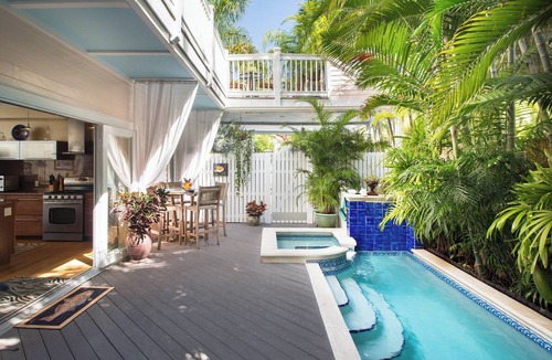 Key West Historic District House | ~TROPICAL DREAM~Sun deck, pool, and parking adorn this home in Old Town.