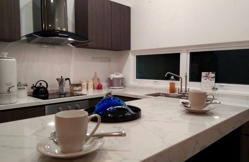 Kampung Baruh House | TROPICAL ESCAPE HOME