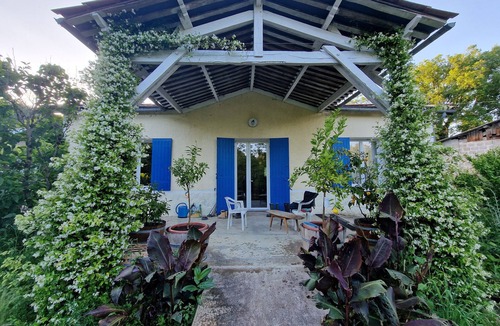 Le Fleix House | Tropical Escape in Dordogne