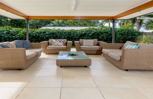 Palm Cove House | TROPICAL ESSENCE @ PALM COVE