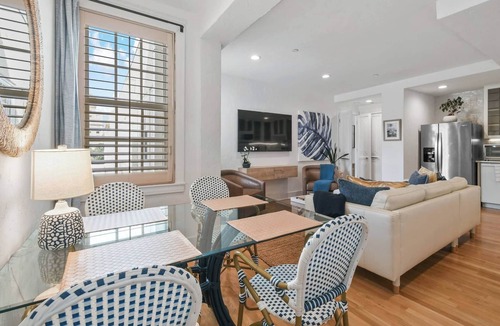 Palm Beach Condo | Tropical Getaway 2 br 3107