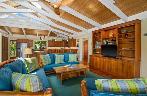 Wainiha House | Tropical Haena Getaway Just Steps to Beach!