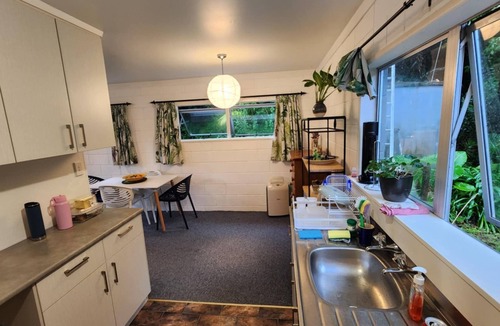 Tutukaka Apartment | Tropical Hideaway 150 meters from the beach.