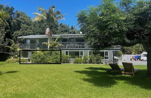 Tutukaka Apartment | Tropical Hideaway 150 meters from the beach.