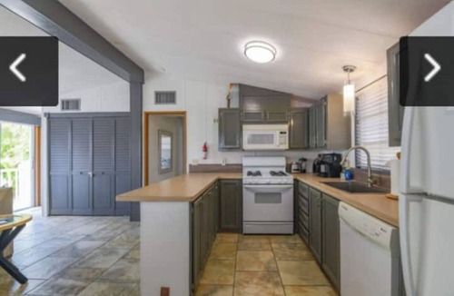 Cutthroat Harbor Estates Resort | Tropical Island Getaway