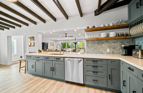 Encinitas House | Tropical Island Oasis Home