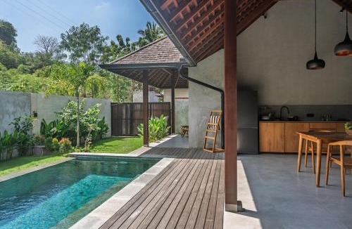 Kuta Villa | Tropical Luxury 2-BR Villa in Kuta Lombok