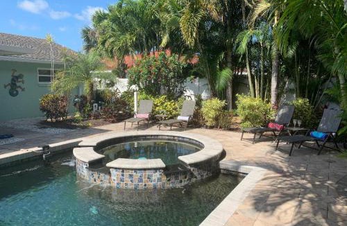 Bradenton House | Tropical Oasis 10th