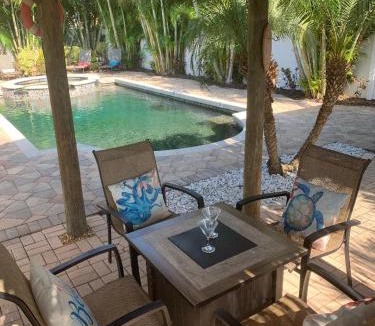 Bradenton House | Tropical Oasis 10th