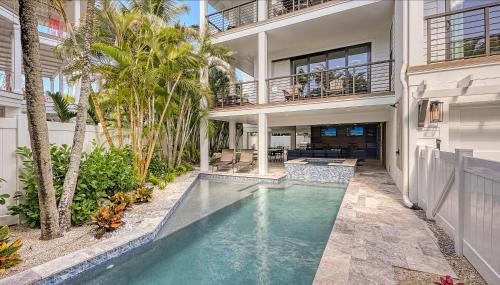 Siesta Key Village House | Tropical Oasis - 5290