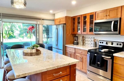 Honokowai Condo | Tropical Oasis By The Sea