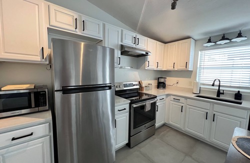 Gillespie Park House | Tropical Oasis in Downtown Sarasota