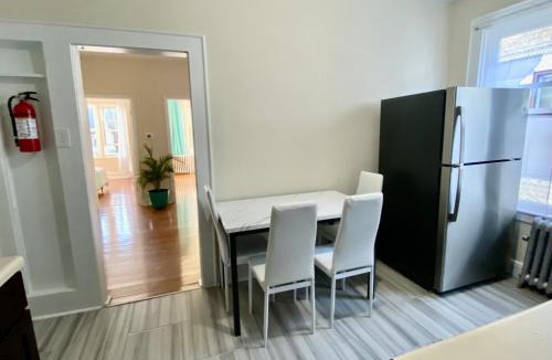 Irvington House | Tropical Oasis - Room 1