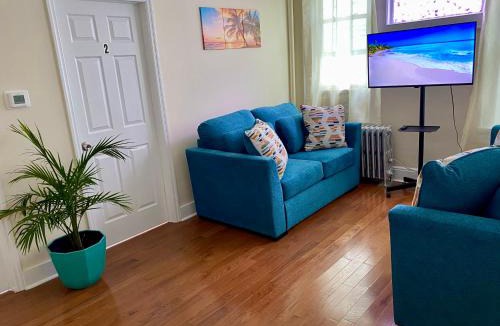 Irvington House | Tropical Oasis - Room 1