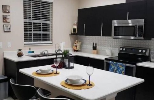 Citrus Park House | Tropical Pardise A