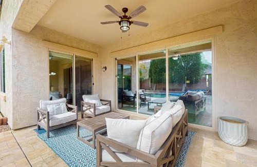 Chandler House | Tropical Poolside Paradise