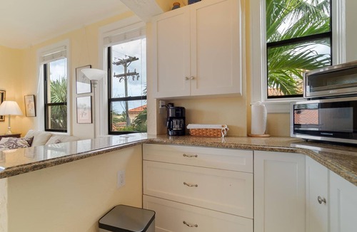 Palm Beach Condo | Tropical Provence 1 br 2268