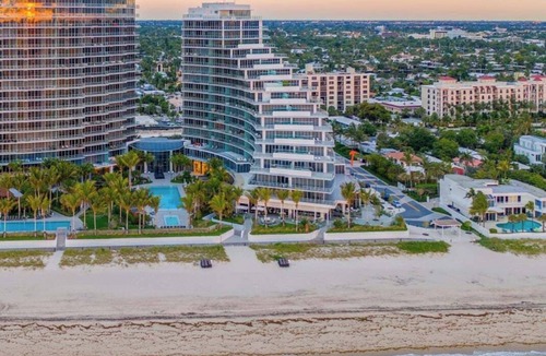 Lauderdale Beach Cabin | Tropical Treehouse, Beach Access