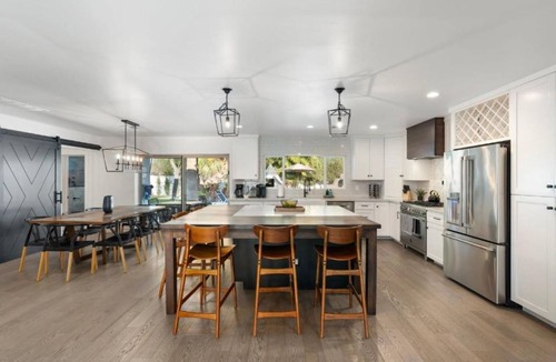 Shea North Estates Villa | Tropical Villa by Glam Homes