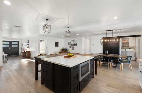 Shea North Estates Villa | Tropical Villa by Glam Homes
