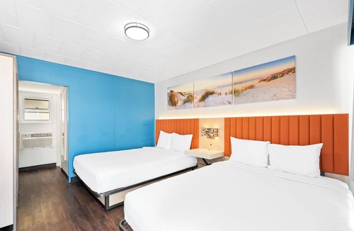 Wildwood Hotel | Tropicana Motel