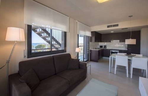 Cambrils Apartment | TROPICANA - Penthouse Sea View - Communal Pool
