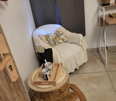 Cachen House | Trouille de mijourne