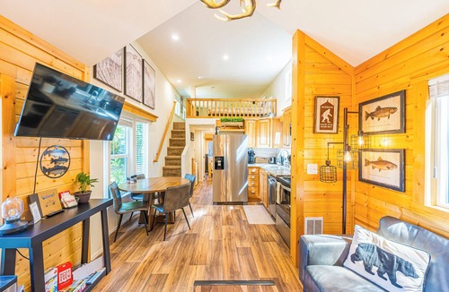 Beaver Cabin | Trout Corner: Forks, WA Tiny Home Base