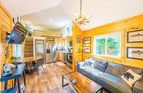 Beaver House | Trout Corner: wooded tiny home