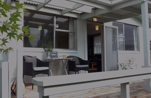 Turangi House | Trout Cottage - Free WIFI