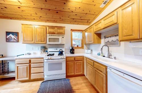Truckee Apartment | Trout Creek Condo