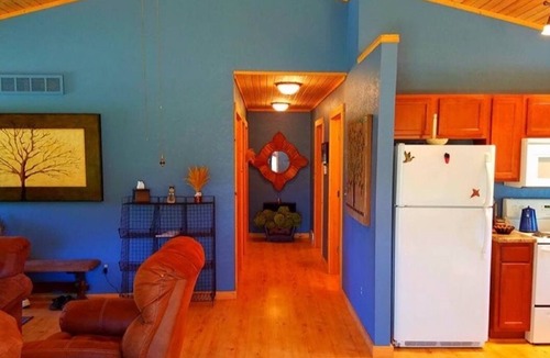 Waterville Cabin | Trout Lodge Log Cabin 3 BR on Trout Stream with Hot Tub Jacuzzi