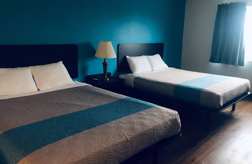 Troy Hotel | Troy Inn and Suites