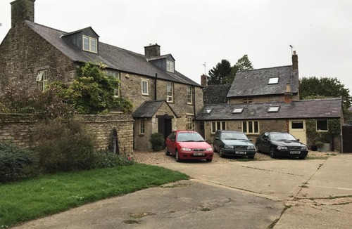 Farthinghoe Apartment | Troy's Barn