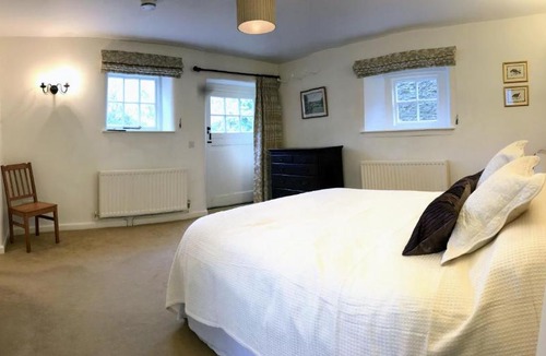 Farthinghoe Apartment | Troy's Barn