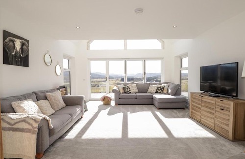 South Galson House | Troya