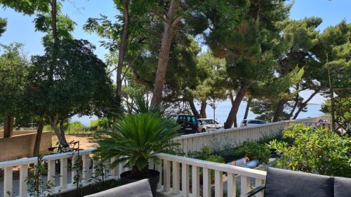 Orebic Apartment | Trstenica