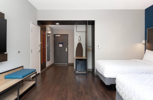 Brunswick Hotel | Tru By Hilton Brunswick