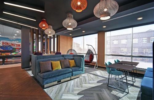 Burlington Hotel | Tru By Hilton Burlington