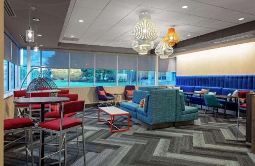 Hough Hotel | Tru By Hilton Cleveland Midtown