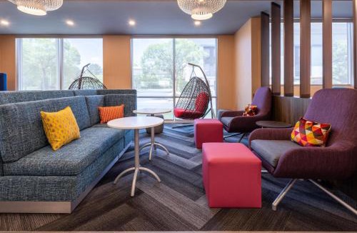 Commerce Hotel | Tru By Hilton Commerce