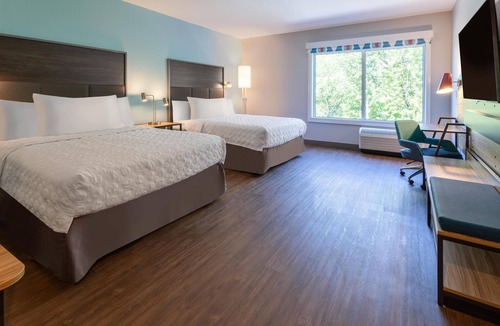 Commerce Hotel | Tru By Hilton Commerce