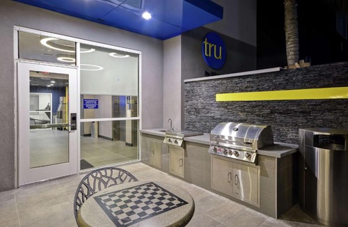South Side Hotel | Tru By Hilton Corpus Christi South Padre Island Dr