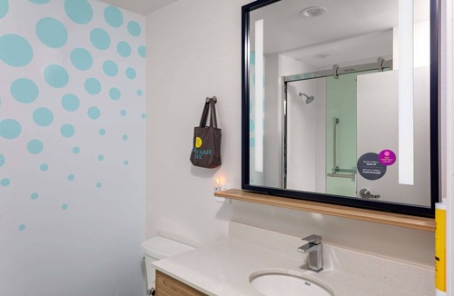 Cypress Hotel | Tru by Hilton Cypress Houston