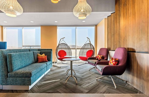 Dixon Hotel | Tru By Hilton Dixon